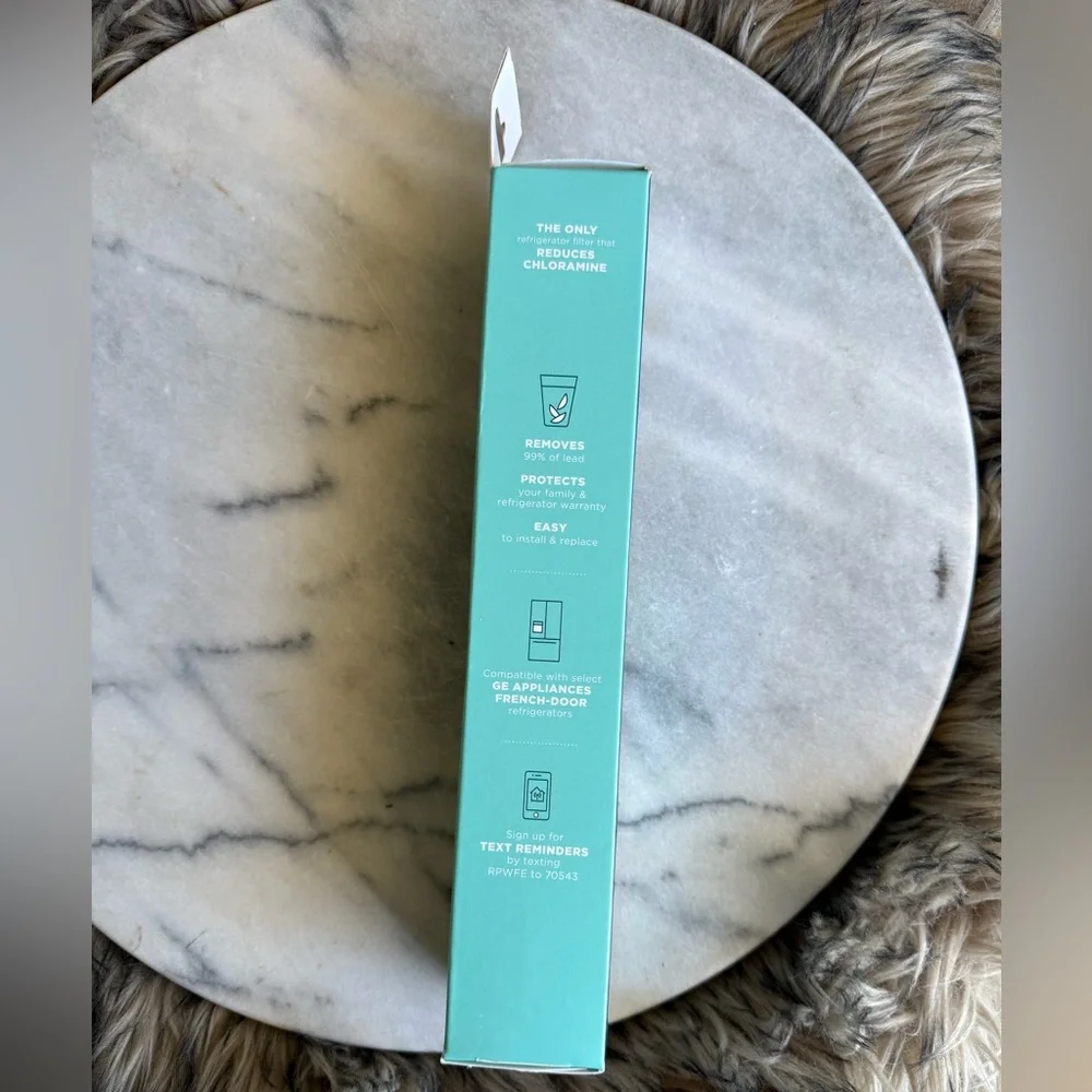 GE RPWFE Refrigerator Water Filter - Picture 13 of 14